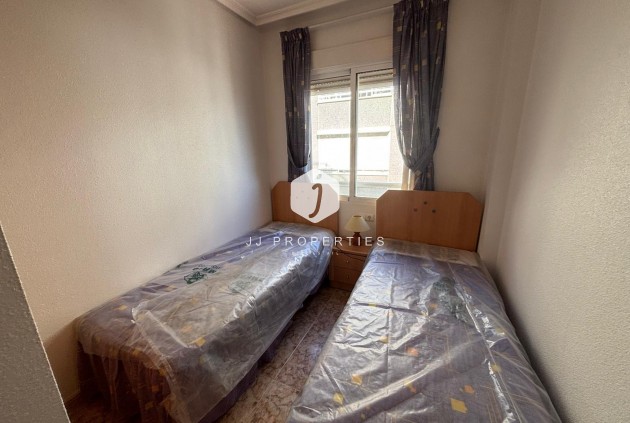 D'occasion - Appartement -
Torrevieja - Playa del Cura