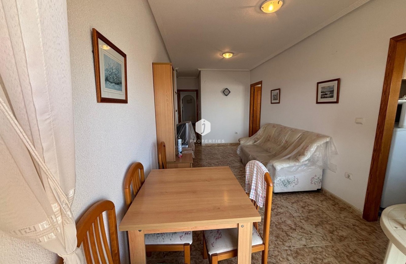 D'occasion - Appartement -
Torrevieja - Playa del Cura