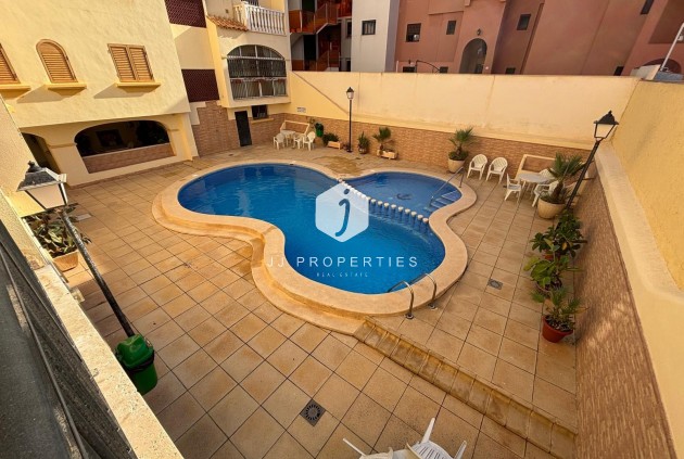 Tweedehands - Appartement / flat -
Torrevieja - Los Frutales