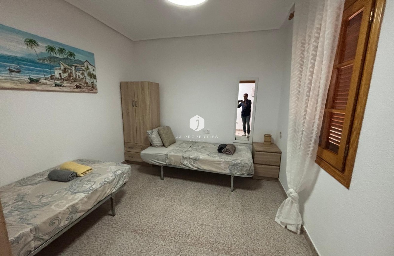 Tweedehands - Appartement / flat -
Torrevieja - Los Frutales