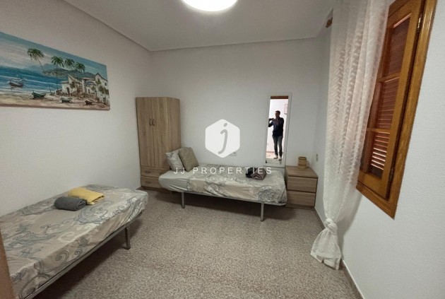 Tweedehands - Appartement / flat -
Torrevieja - Los Frutales