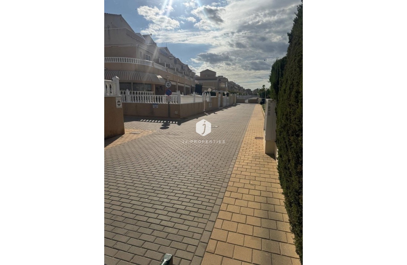 Segunda mano - Duplex -
Torrevieja - Torreblanca