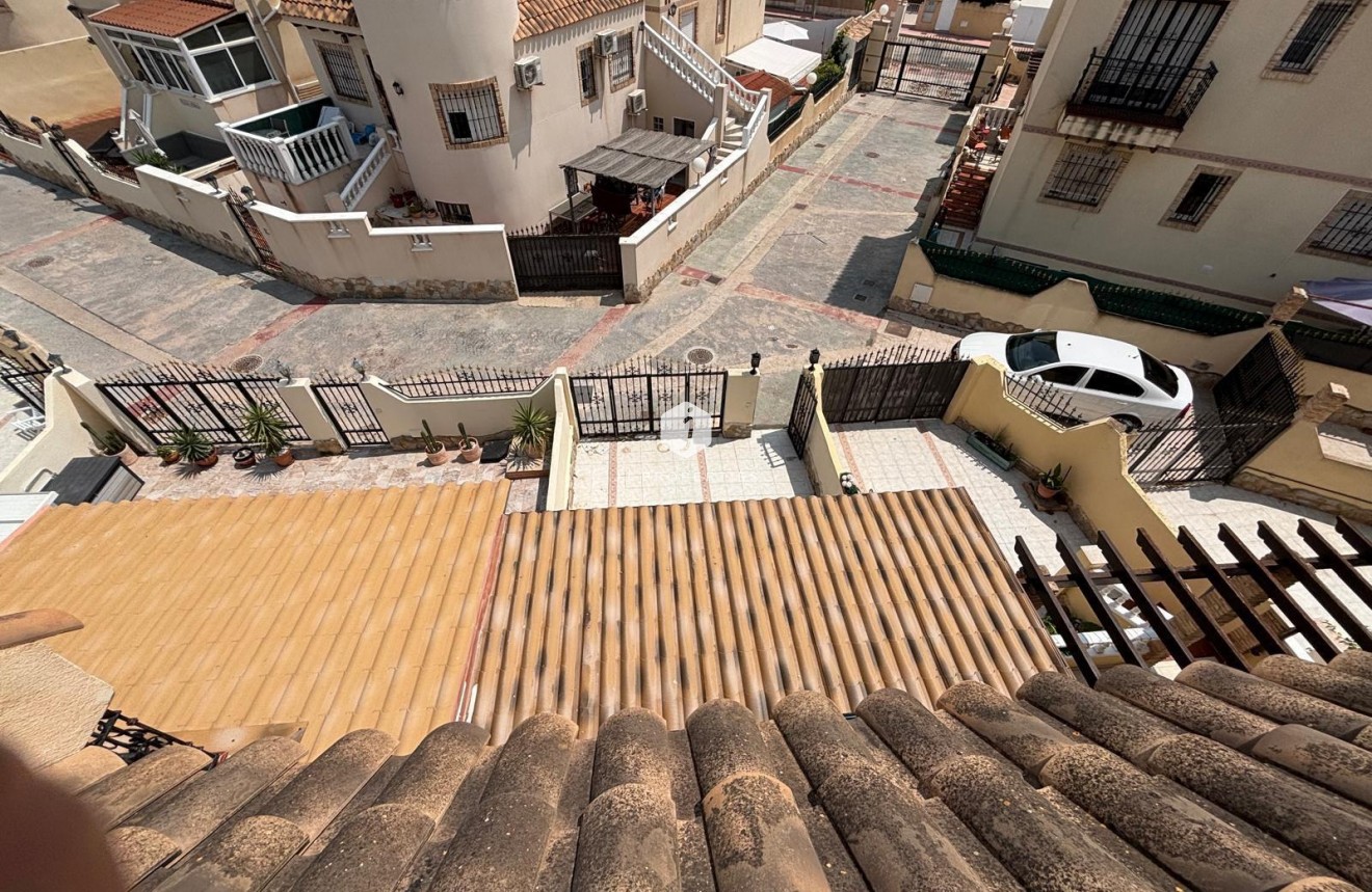 Segunda mano - Duplex -
Orihuela Costa - Los Almendros-la Florida