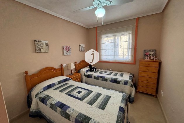 Tweedehands - Chalet -
Torrevieja - Carrefour