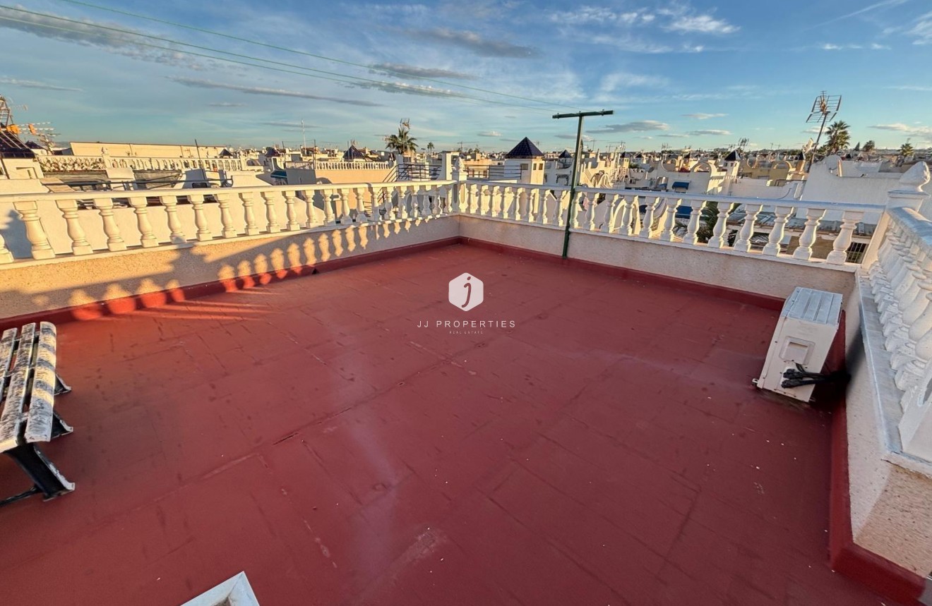 Tweedehands - Chalet -
Torrevieja - Carrefour