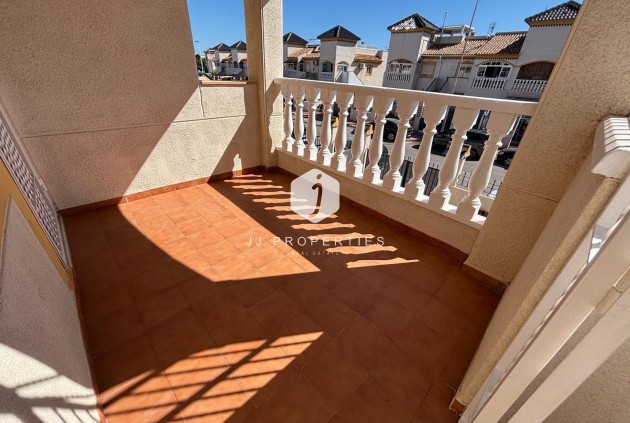 Tweedehands - Bungalow -
Torrevieja