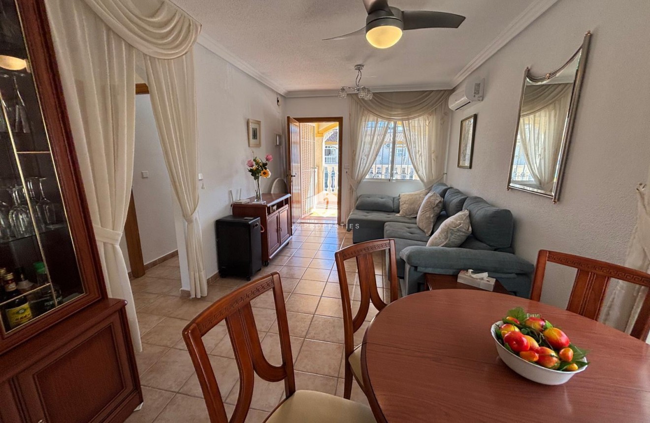 Tweedehands - Bungalow -
Torrevieja