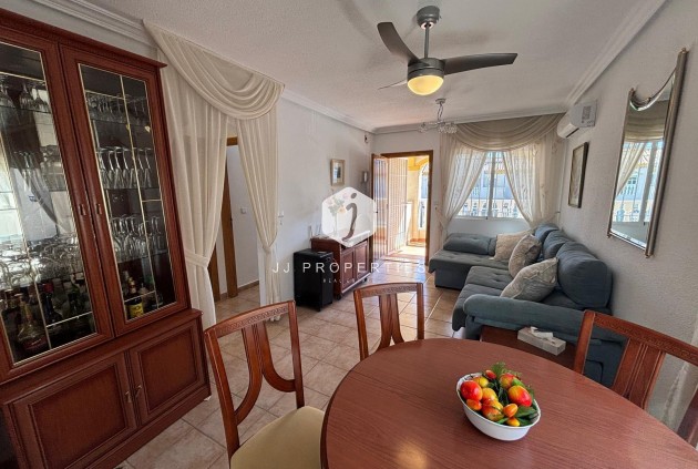 Tweedehands - Bungalow -
Torrevieja