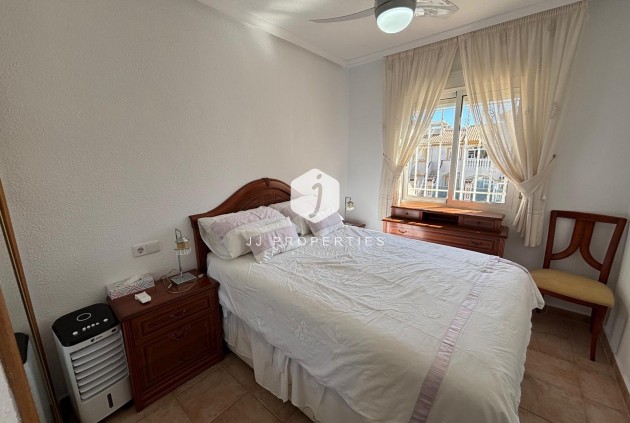 Tweedehands - Bungalow -
Torrevieja