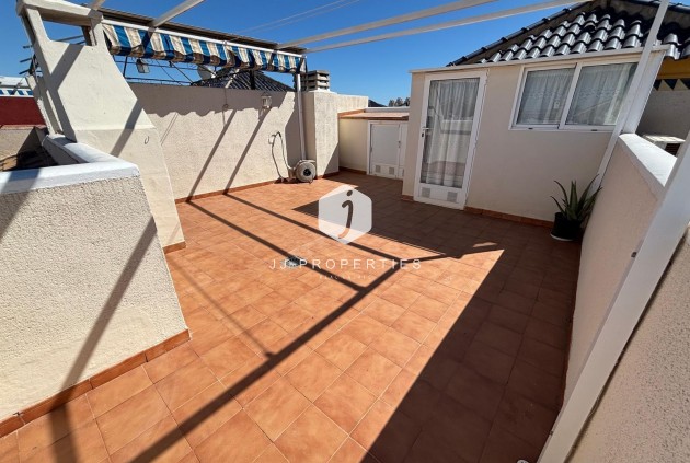 Tweedehands - Bungalow -
Torrevieja