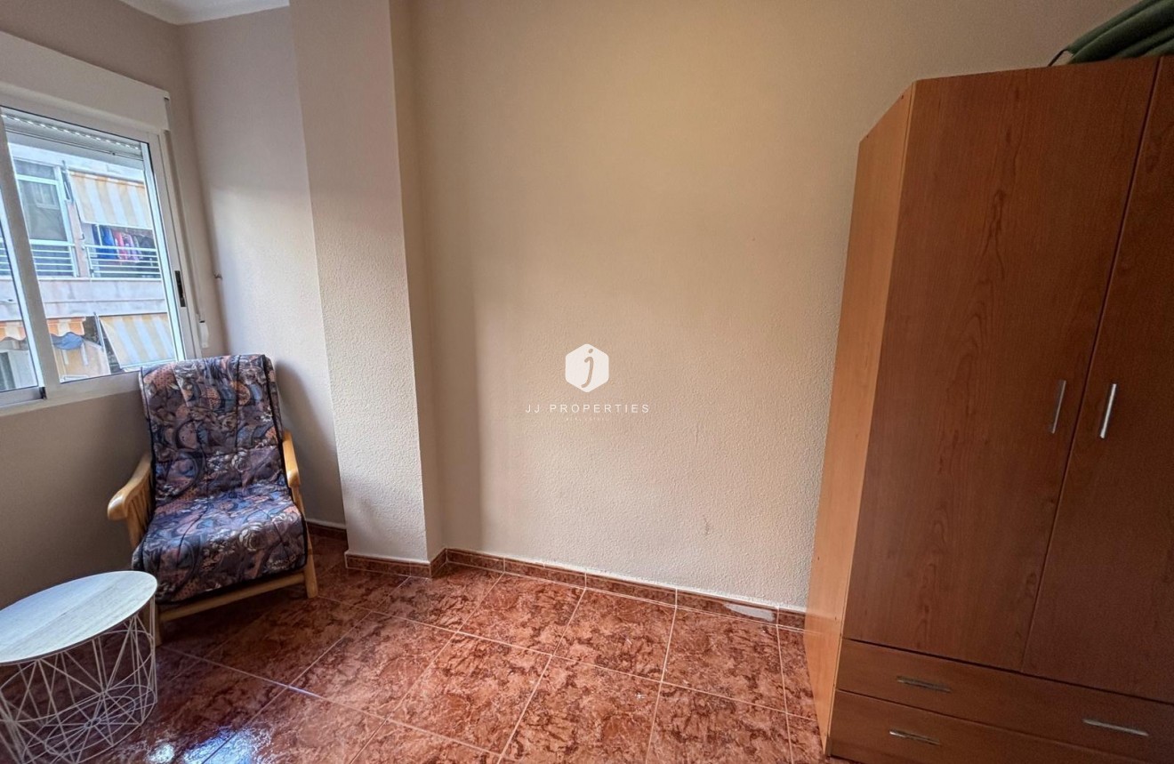 D'occasion - Appartement -
Torrevieja - Playa del Cura