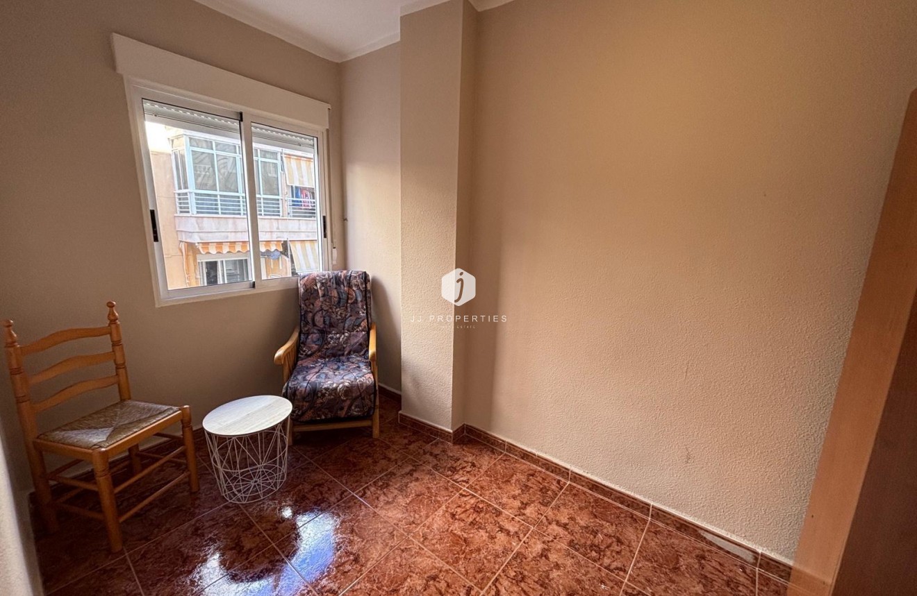 D'occasion - Appartement -
Torrevieja - Playa del Cura