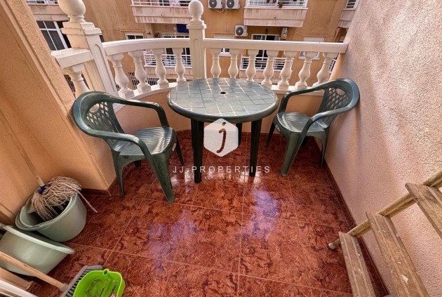 D'occasion - Appartement -
Torrevieja - Playa del Cura