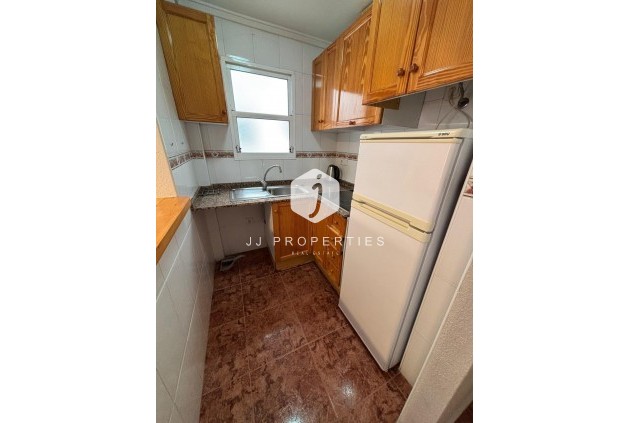 D'occasion - Appartement -
Torrevieja - Playa del Cura