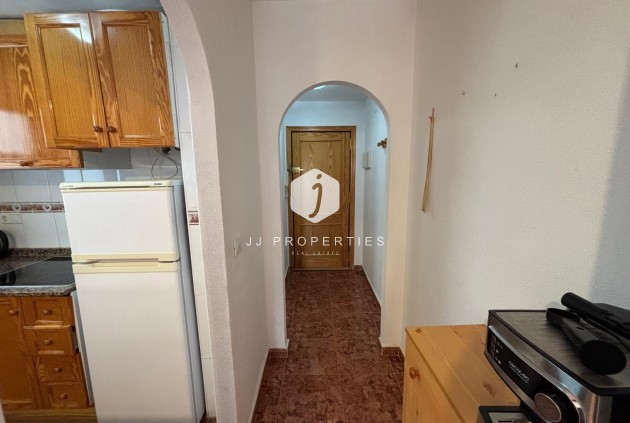 D'occasion - Appartement -
Torrevieja - Playa del Cura