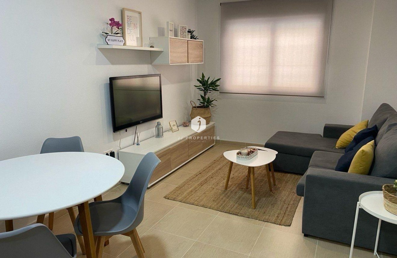 D'occasion - Appartement -
Torrevieja - Playa de los Locos