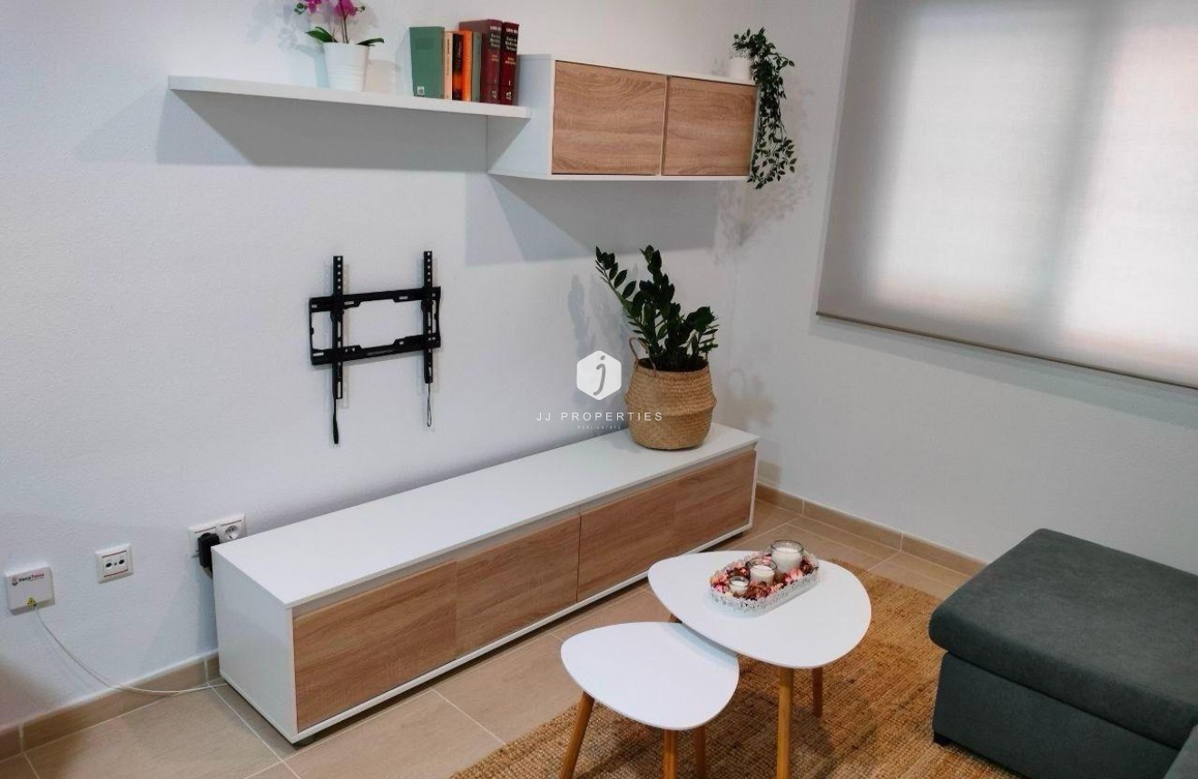 D'occasion - Appartement -
Torrevieja - Playa de los Locos