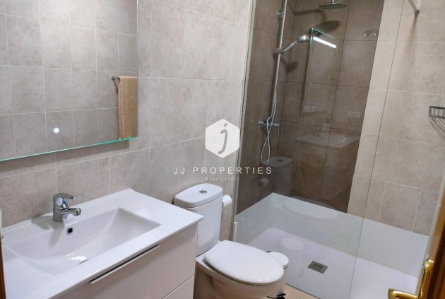 D'occasion - Appartement -
Torrevieja - Playa de los Locos