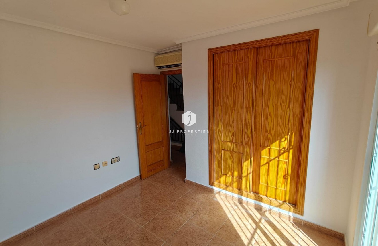 D'occasion - Duplex -
Los Montesinos - Costa Blanca Sur