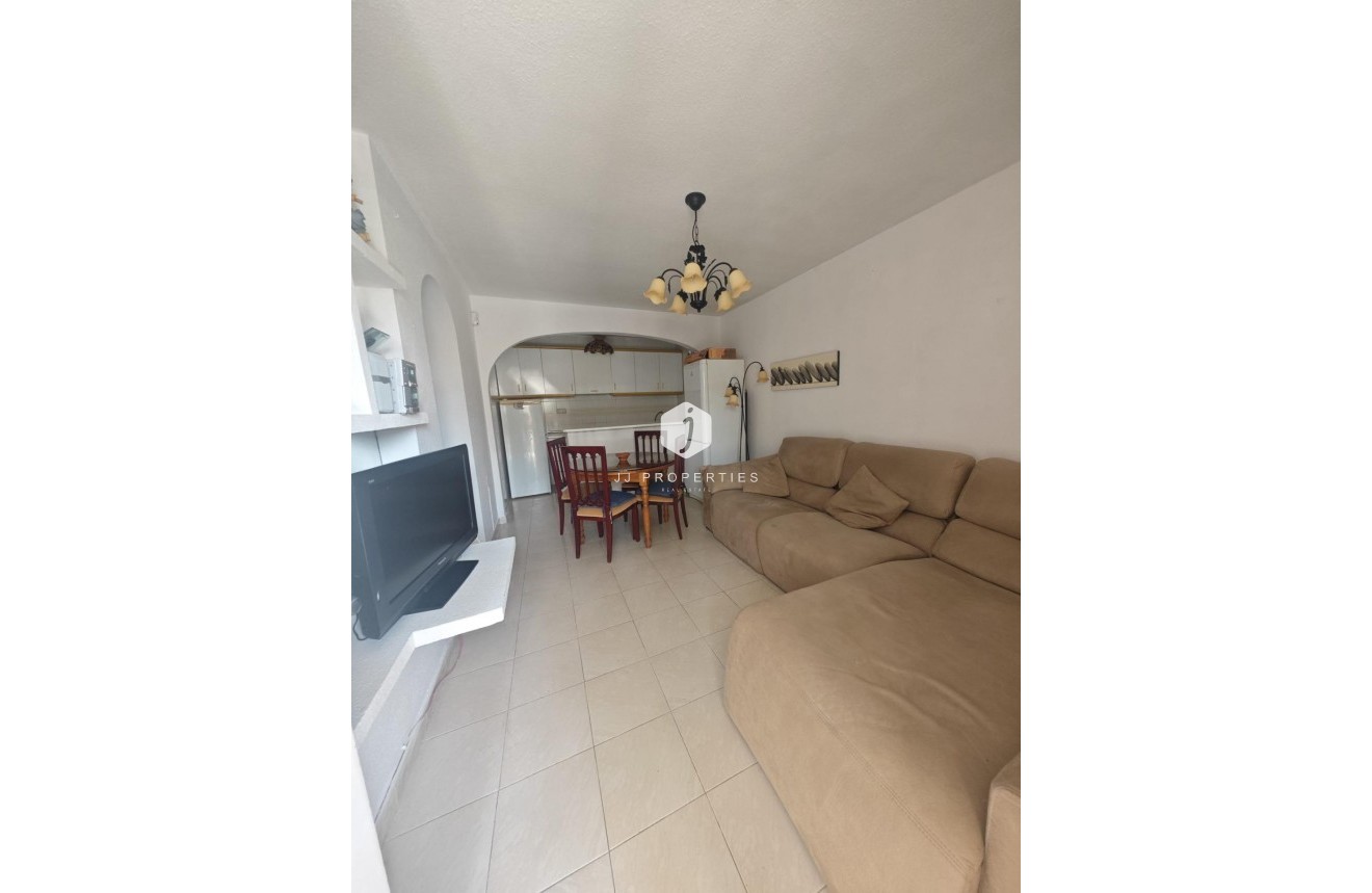 Segunda mano - Bungalow -
Torrevieja - Los Balcones - Los Altos del Edén