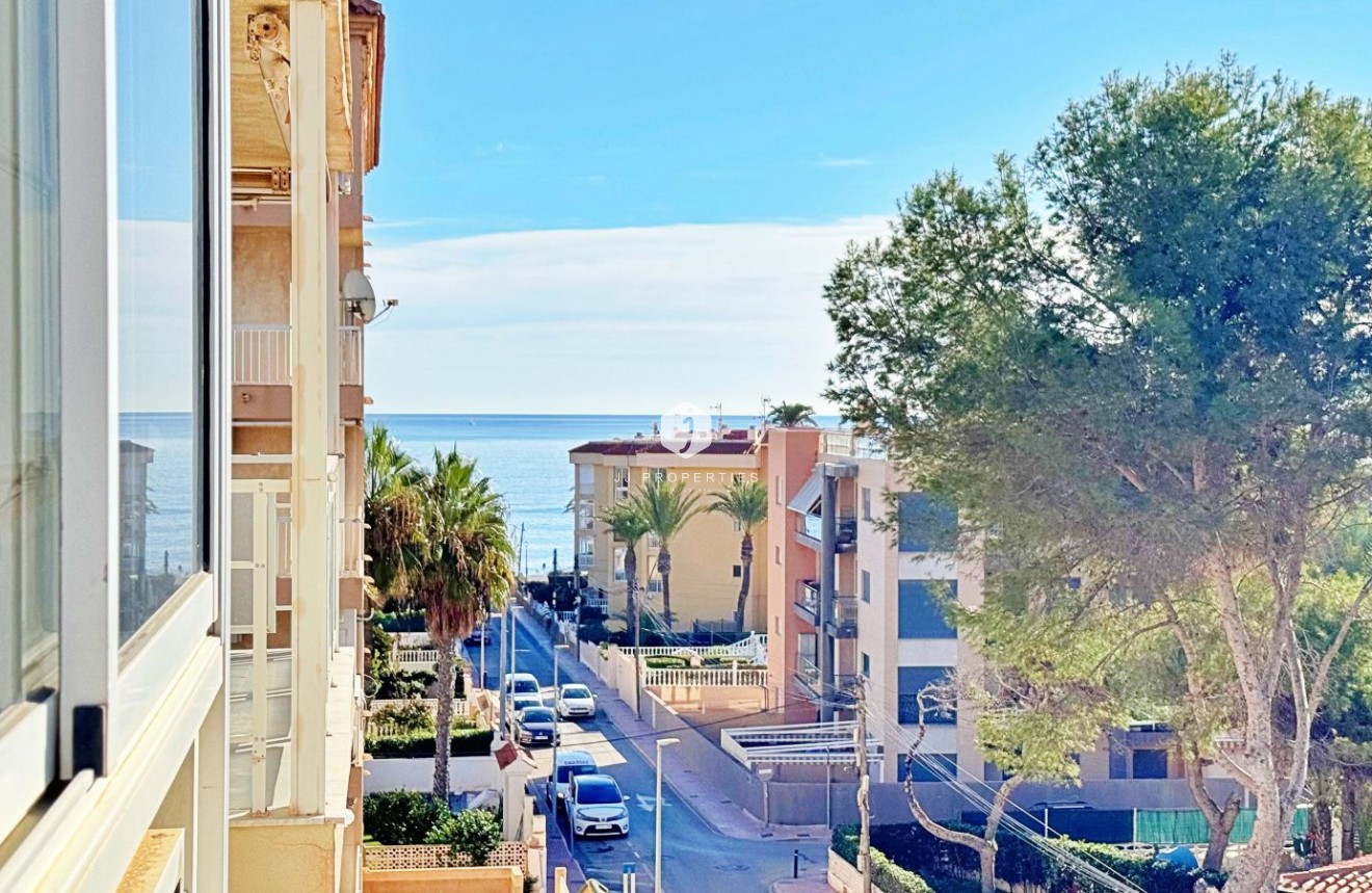 Segunda mano - Apartamento / piso -
Torrevieja - Costa Blanca