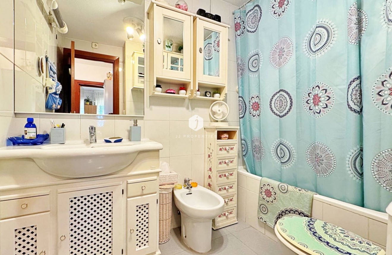 Segunda mano - Apartamento / piso -
Torrevieja - Costa Blanca