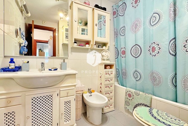 Segunda mano - Apartamento / piso -
Torrevieja - Costa Blanca