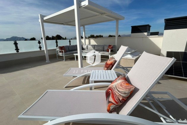 Z drugiej ręki - Szalet -
Dolores - Costa Blanca