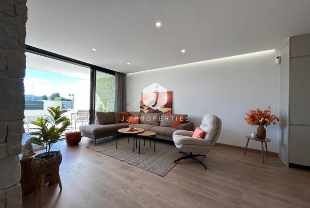 Z drugiej ręki - Szalet -
Dolores - Costa Blanca