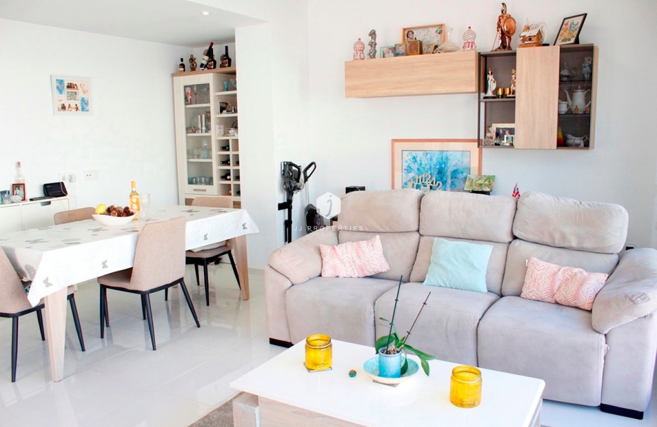 Z drugiej ręki - Villa -
San Miguel de Salinas - Inland