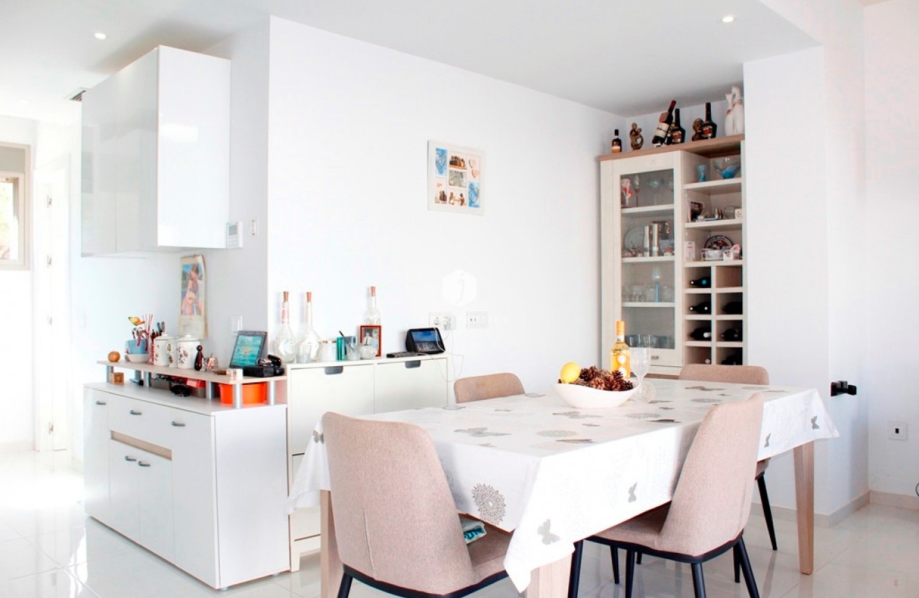 Z drugiej ręki - Villa -
San Miguel de Salinas - Inland