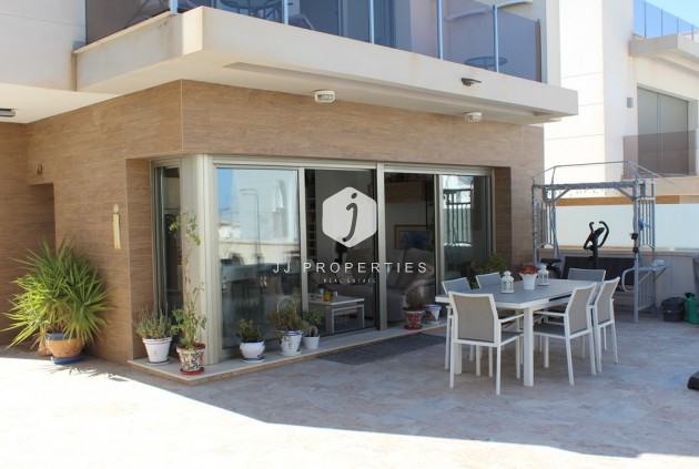 Z drugiej ręki - Villa -
San Miguel de Salinas - Inland