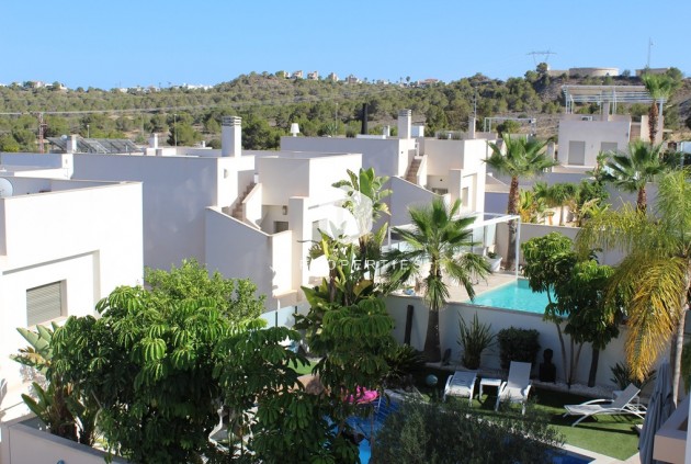 Z drugiej ręki - Villa -
San Miguel de Salinas - Inland