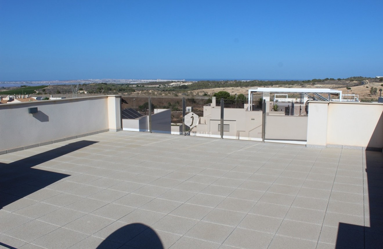 Z drugiej ręki - Villa -
San Miguel de Salinas - Inland