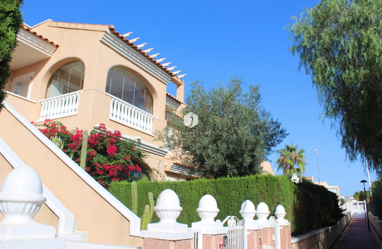 Z drugiej ręki - Daszek -
Orihuela Costa - Costa Blanca