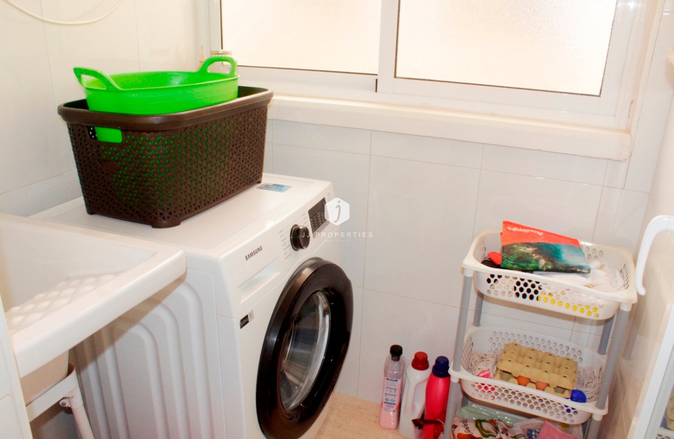 Z drugiej ręki - Daszek -
Orihuela Costa - Costa Blanca