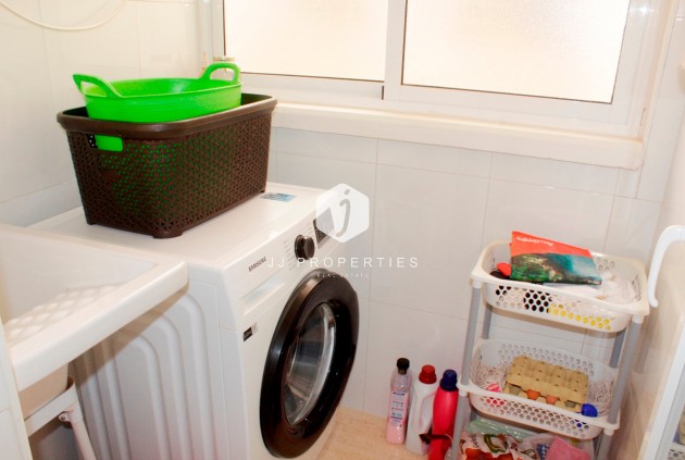 Z drugiej ręki - Daszek -
Orihuela Costa - Costa Blanca