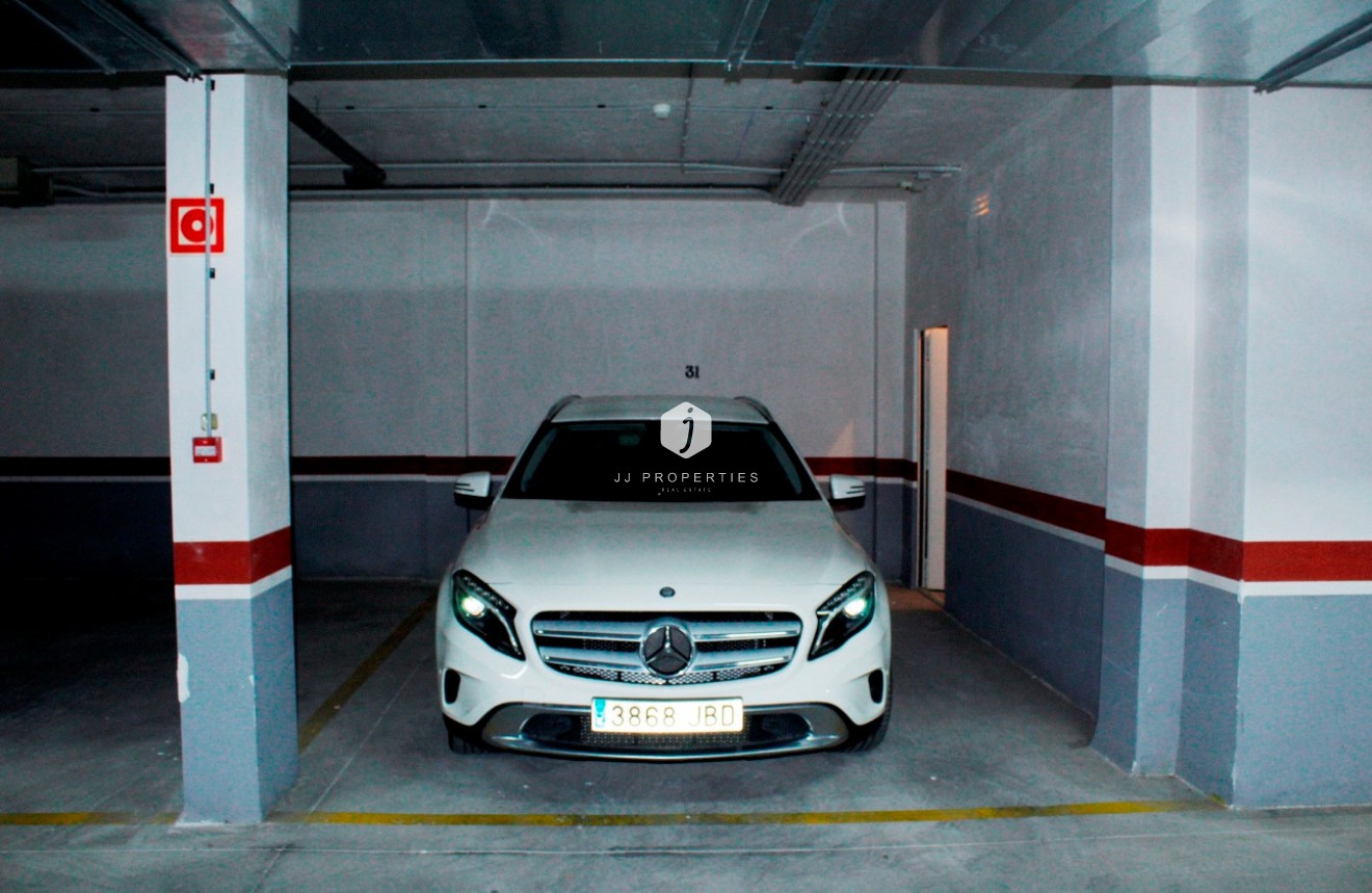 Z drugiej ręki - Daszek -
Orihuela Costa - Costa Blanca