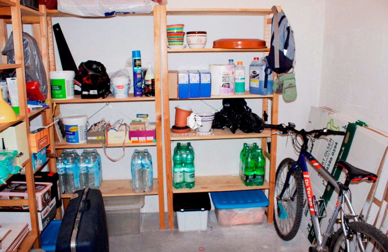 Z drugiej ręki - Daszek -
Orihuela Costa - Costa Blanca