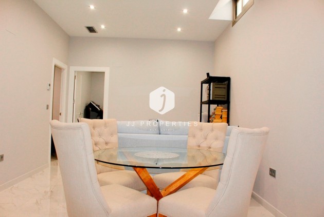 Z drugiej ręki - Villa -
Orihuela Costa - Costa Blanca