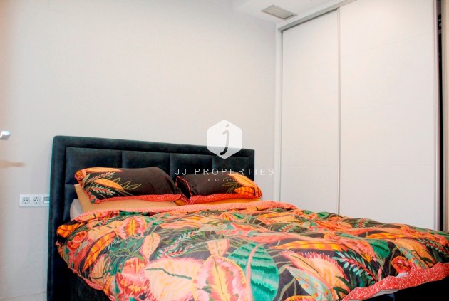 Z drugiej ręki - Villa -
Orihuela Costa - Costa Blanca