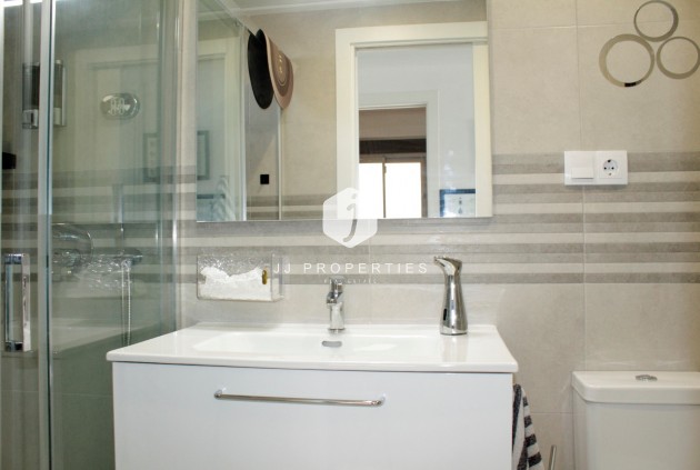 Z drugiej ręki - Mieszkanie w bloku -
Orihuela Costa - Costa Blanca