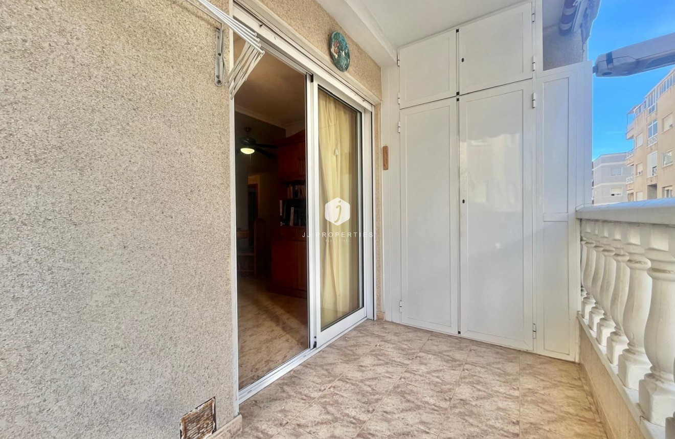 Tweedehands - Appartement / flat -
Torrevieja - Habaneras