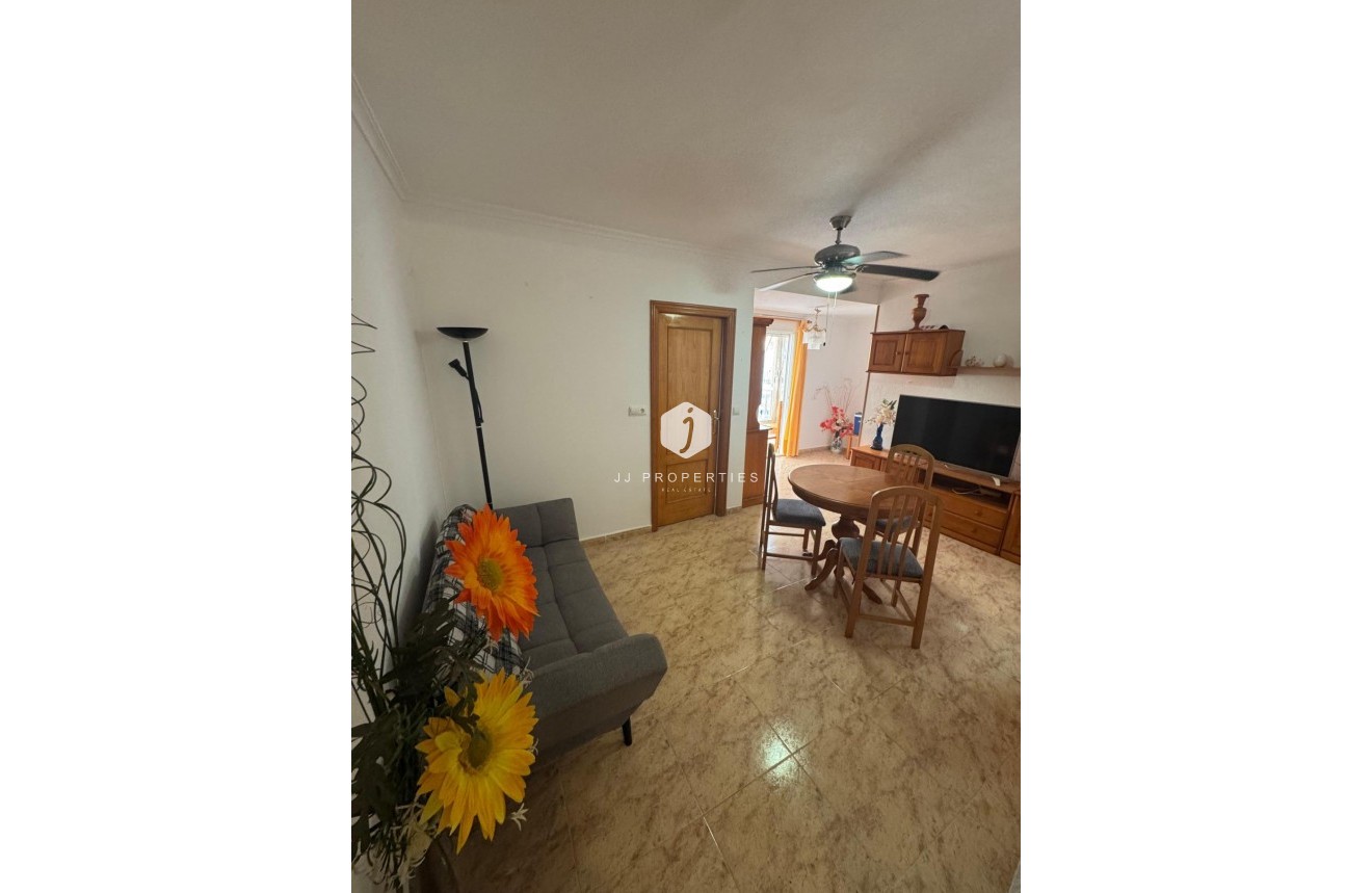 Tweedehands - Appartement / flat -
Torrevieja - Habaneras