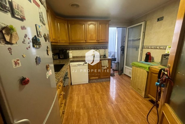 Z drugiej ręki - Mieszkanie w bloku -
Torrevieja - Costa Blanca