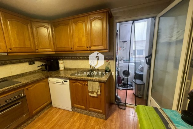 Z drugiej ręki - Mieszkanie w bloku -
Torrevieja - Costa Blanca