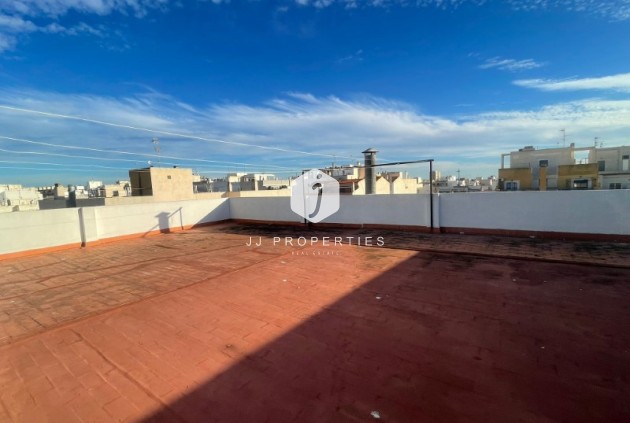 Z drugiej ręki - Mieszkanie w bloku -
Torrevieja - Costa Blanca