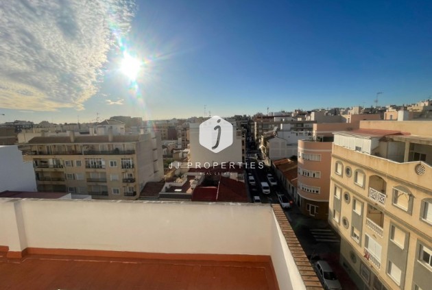 Z drugiej ręki - Mieszkanie w bloku -
Torrevieja - Costa Blanca