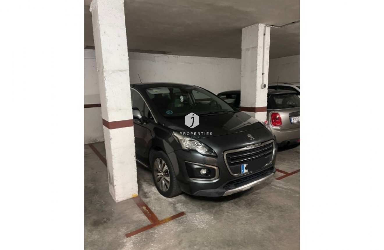 Z drugiej ręki - Mieszkanie w bloku -
Torrevieja - Costa Blanca