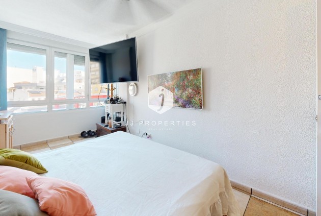 Z drugiej ręki - Mieszkanie w bloku -
Torrevieja - Puerto Deportivo Marina Salinas